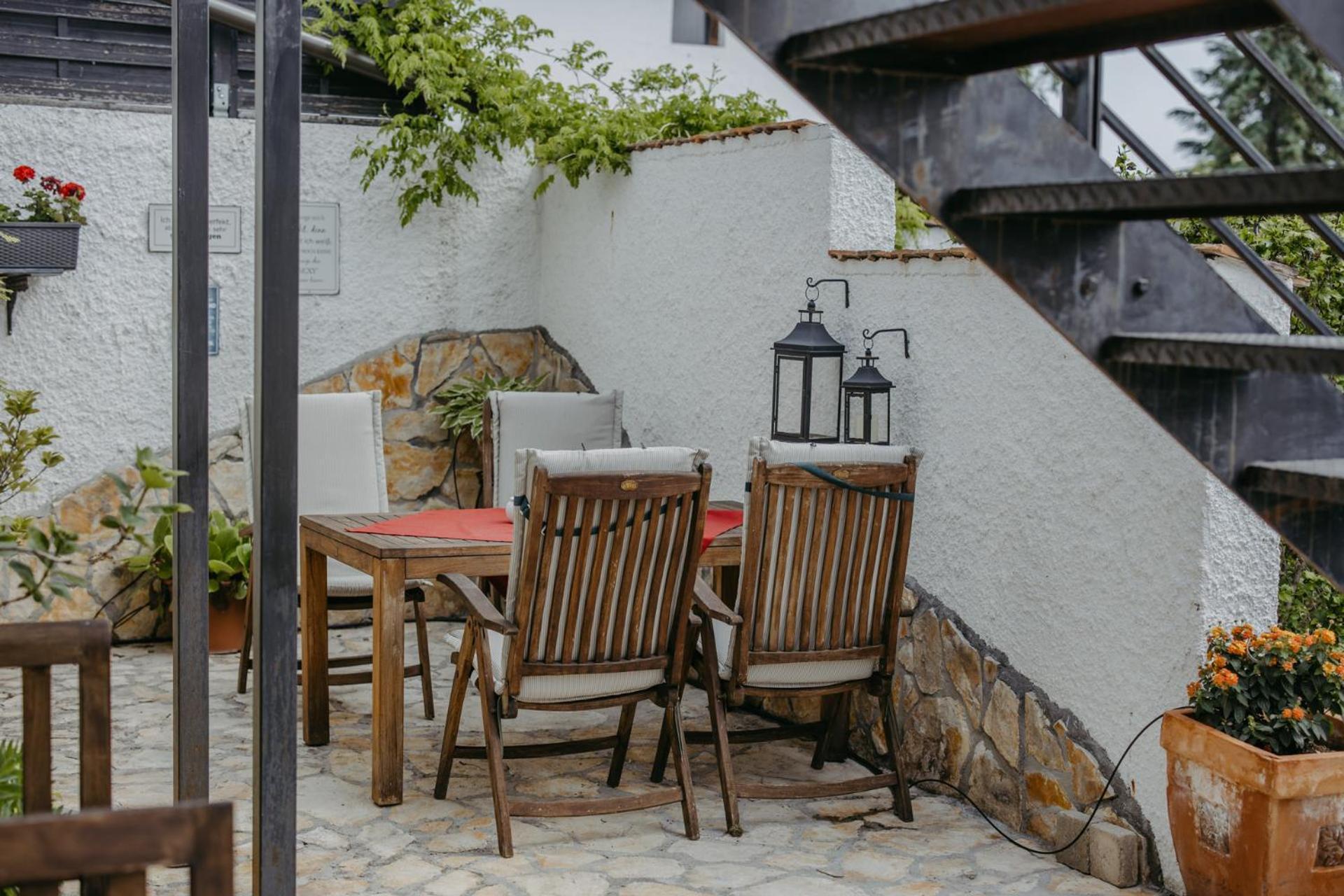 Apartamento Haus Diogenes Mörbisch am See Exterior foto